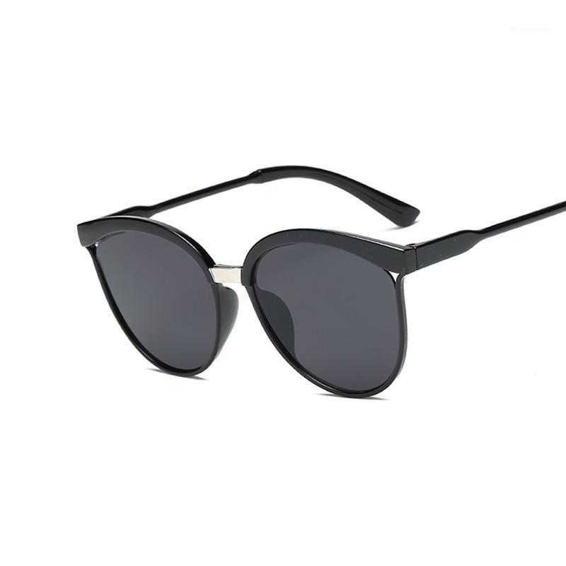 

2020 New Fashion Sunglasses Women Driving Mirrors vintage For Women Reflective flat lens Sun Glasses Female oculos UV4001