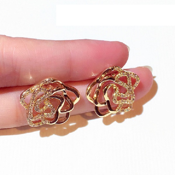 

New ins fashion luxury designer sparkling diamond zircon rose camellia flower stud earrings for women girls students, Golden;silver