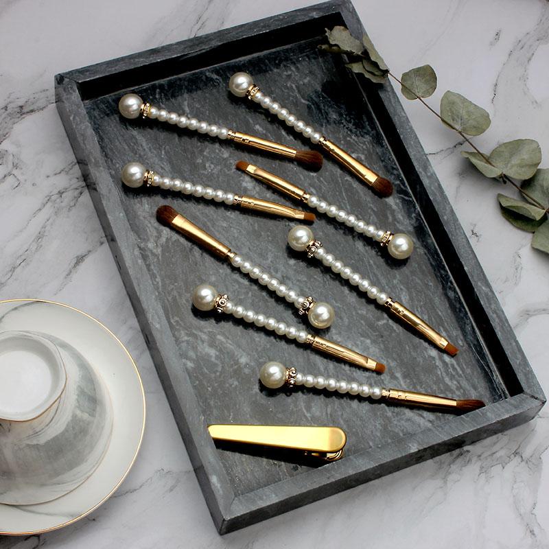 

Pro 4Pcs Makeup Brushes Set Eye Shadow Foundation Powder Eyeliner Eyelash Lip Gold kabuki Make Up Brush Cosmetic Beauty Tool Kit