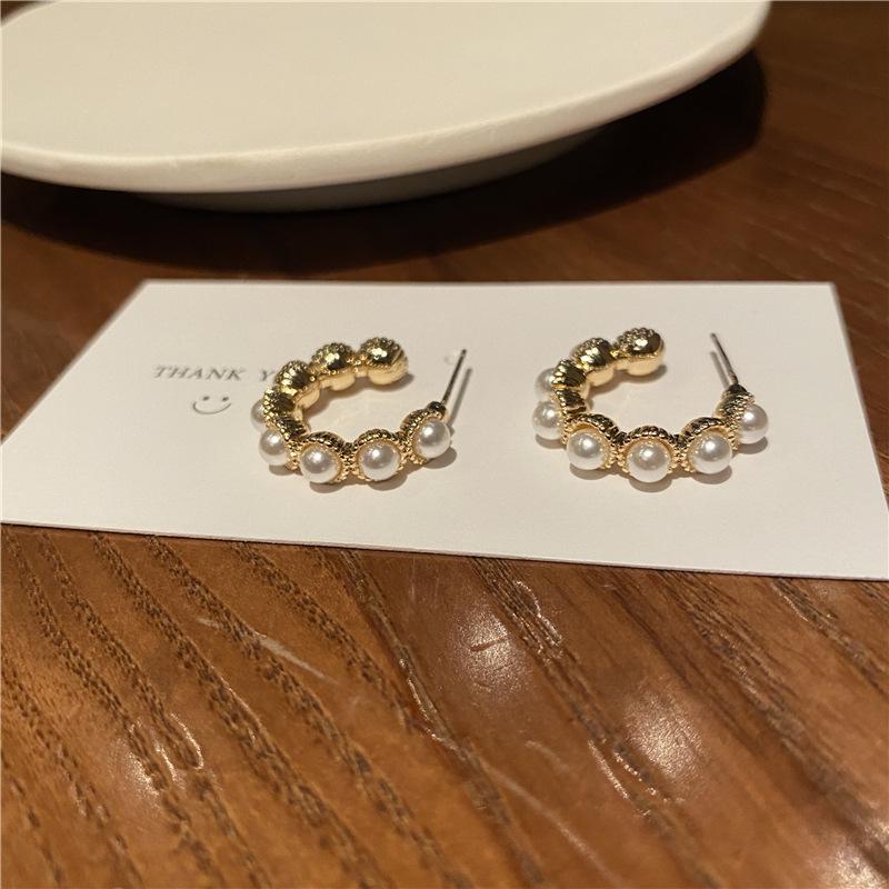 

Stud Vintage Baroque Pearl Earrings Simple Wild Punk Bohemian Female Gothic Gift Accessories Birthday Party