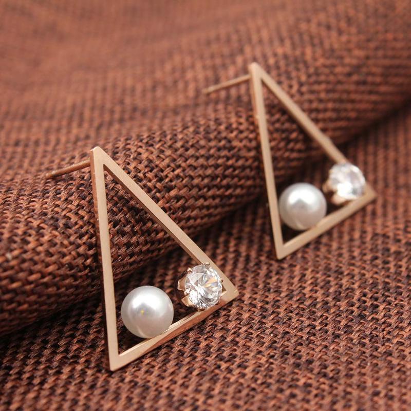 

OUFEI Fashion Stainless Steel Stud Earrings For Women Crystal Pearl Earrings Korean Fashion Wholesale Women Jewelry
