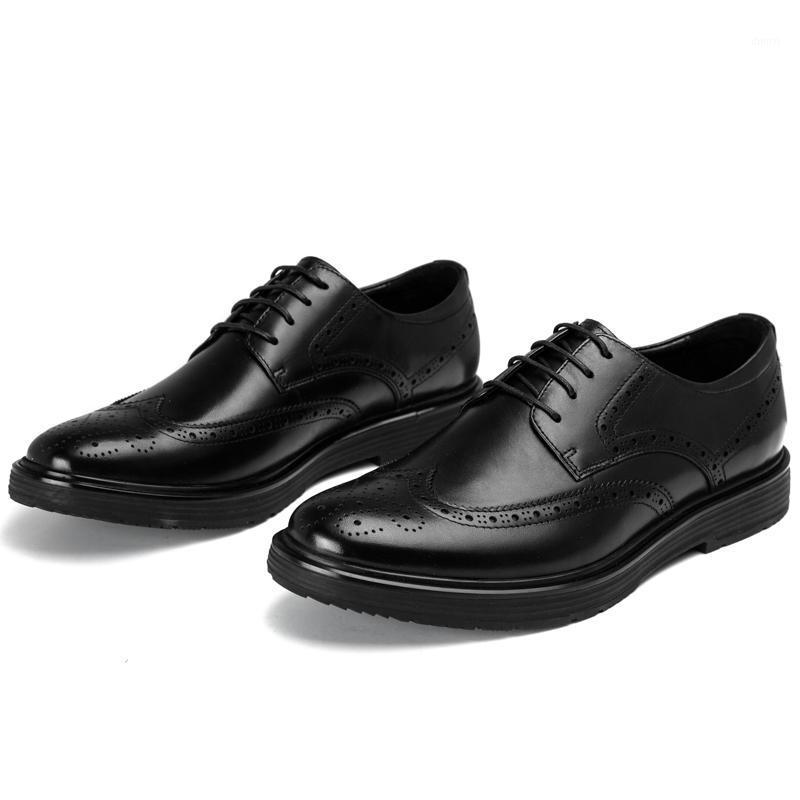 

ZGZJYWM High Quality Men Oxfords Style Carved Genuine Leather Blue/Black Brogue Lace-Up Bullock Business Men's Flats Shoes1