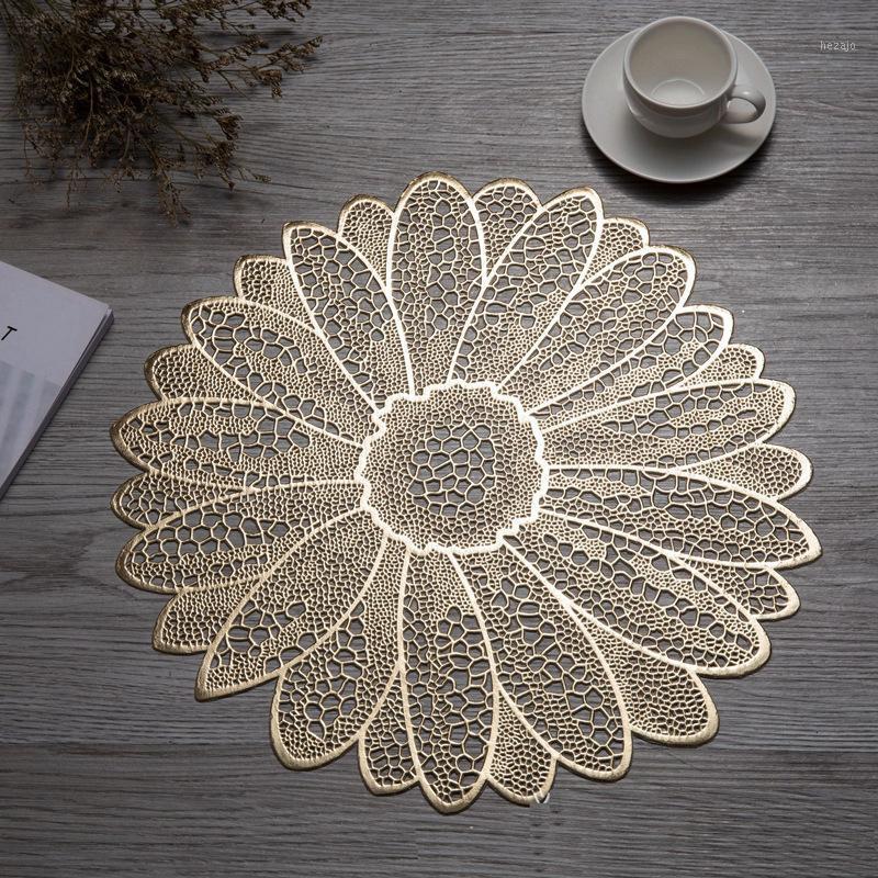

Waterproof 1pcs Placemat Flower Shape Table Mat PVC Decorative Heat Resistant Table Pad Coasters Home Party Wedding Decoration1