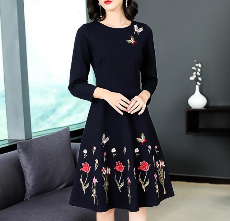 

Autumn Women New Temperament Around Neck Embroidered Thin Waist Dress Word 5xz6, Blue