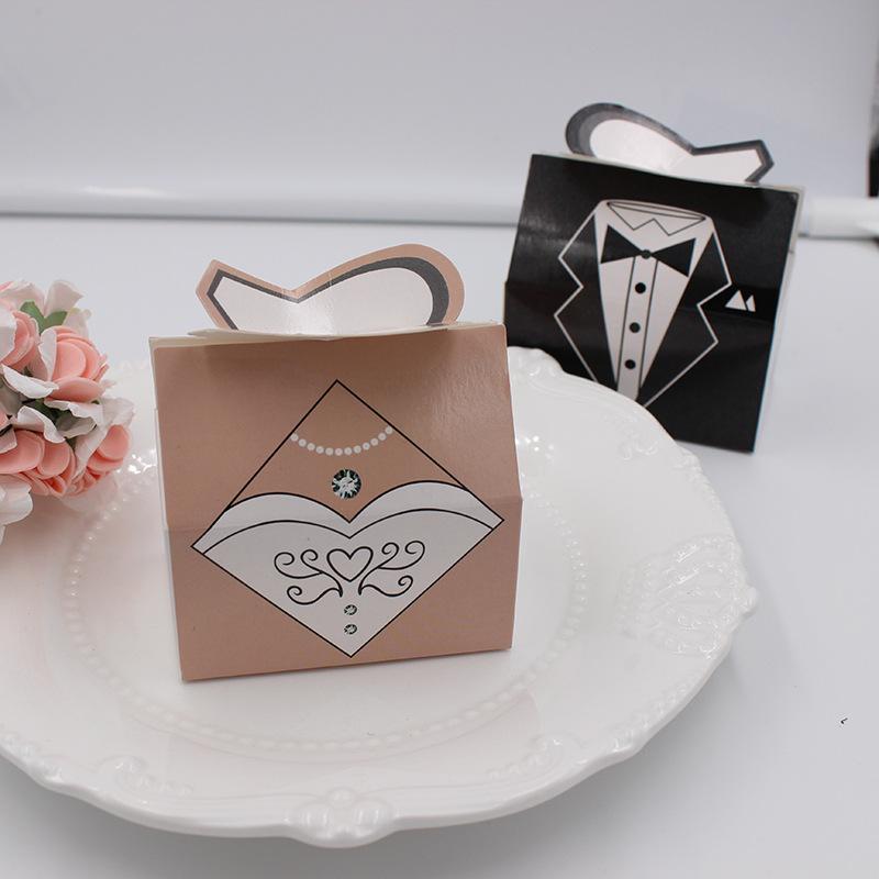 

50/100PCS New Fashion Paper Wedding Party Candy Favor Box Dress Bride Groom Shape Gift packing Box