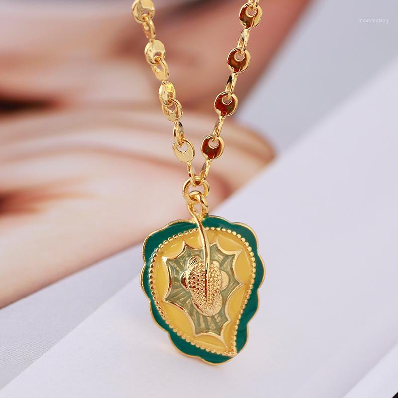 

Non-Mainstream Design New Enamel Colored Glaze Leaves Palm Leaves Stylish Simple Necklace Clavicle Chain1