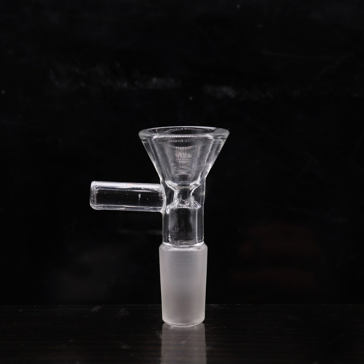 

14mm 18mm Clear Glass Bowl Piece for Bongs Thick Pyrex Heady Glass Water Pipes Glass Bowls with Handle Arm for Smoking