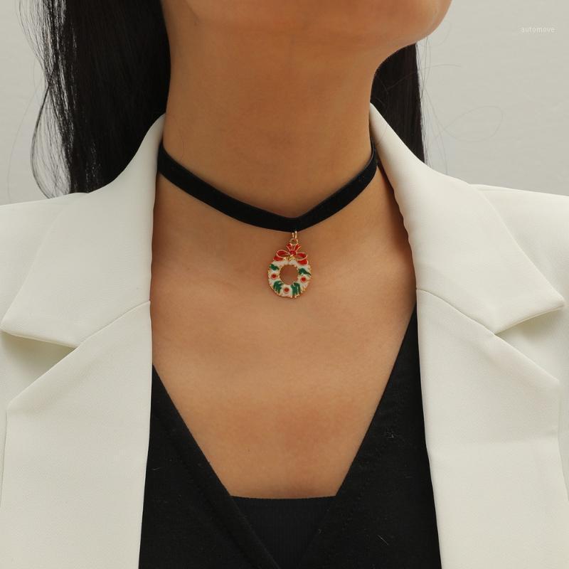 

Classic Merry Christmas Gift Black Velvet Necklace Pendants Lovely Christmas Bow Doughnut Jewelry For Women and Girl1