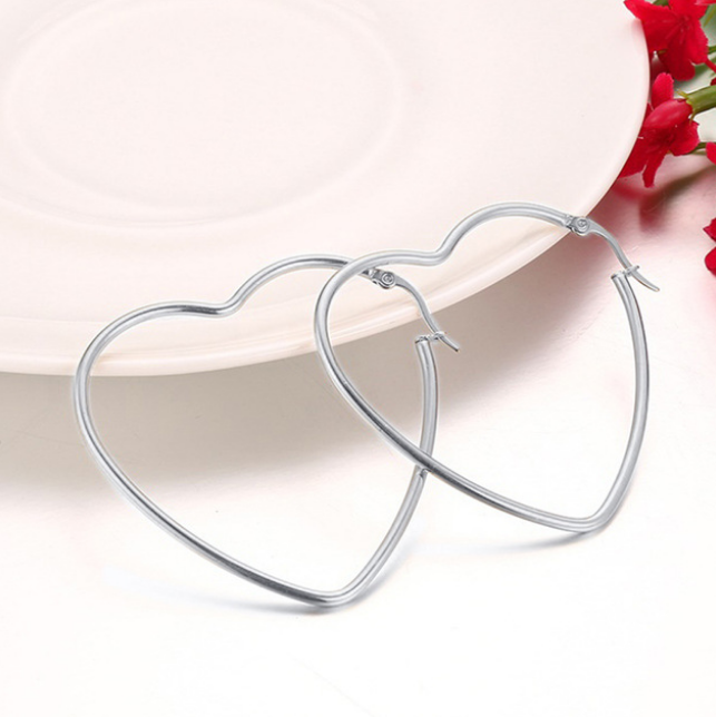 

Stud 005 Rose Gold Crystal Love Heart Hollow Design Earring Studs Elegant Fashion Women Jewelry Girl Gifts