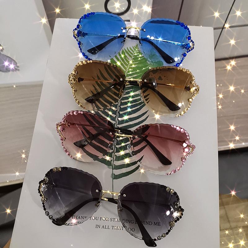 

Sunglasses KAMMPT Luxury Fashion Glasses 2021 Women Vintage Diamond Rhinestone Sun Shades For