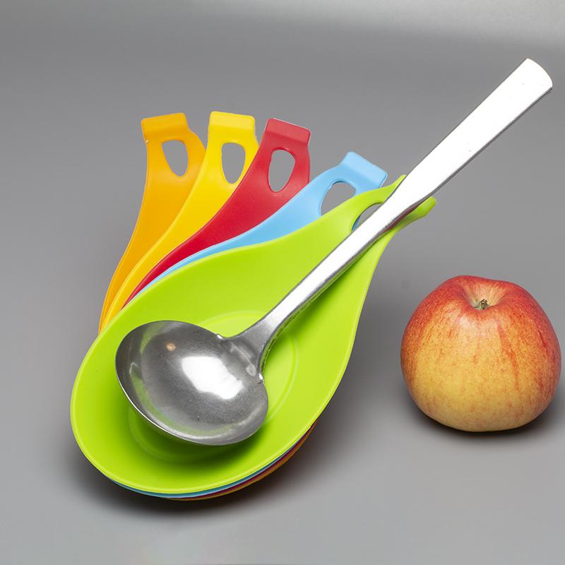 

Silicone Insulation Spoon Mat Holder 1pcs Heat Resistant Placemat Tray Pad Mats Drink Glass Rest Kitchen Accessories
