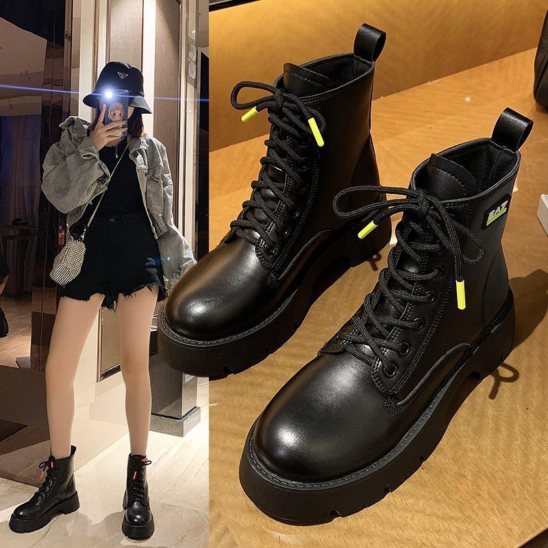

New Autumn 2021 Female Combat Leather Boots Fashion Gothic Shoes Soft Rubber Soles Black Women's Boot QHTG, Black 1