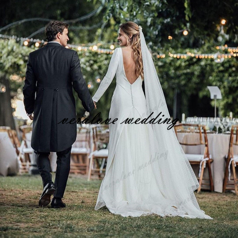 Satin Pays Jardin Robe De Mariée Scoop Manches Longues Bouton Retour Robes De Mariée Blanc Ivoire Princesse Robes De Soirée De Mariée