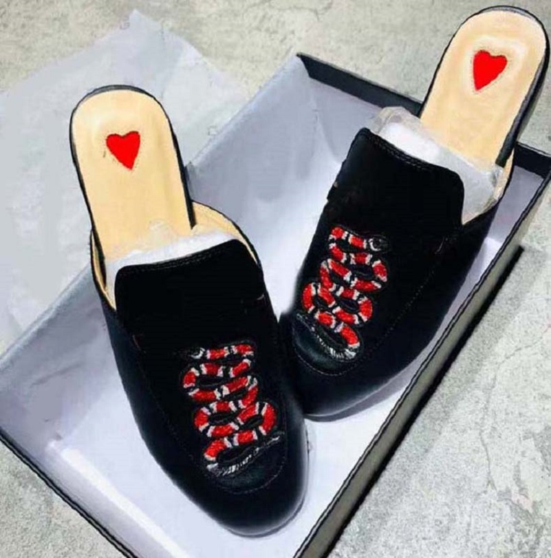 

Woman Man Sandals Slippers Shoes slippers High Quality Sandals Slippers Casual Shoes Trainers Flat shoes Slide Eu:35-45 With box 01, #10