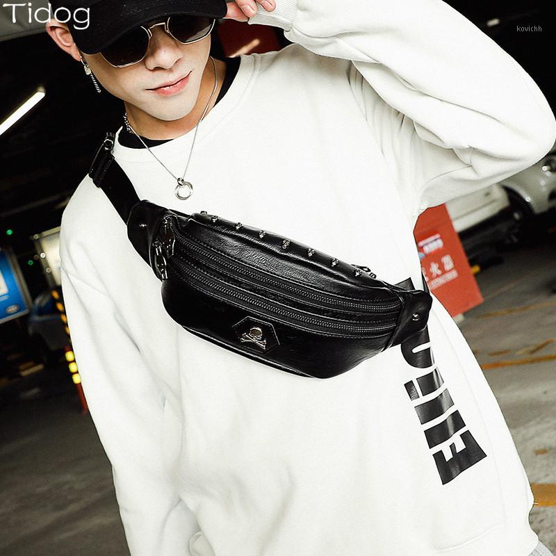 

Tidog Personalized ghost head rivet Korean fashion chest bag1, Black