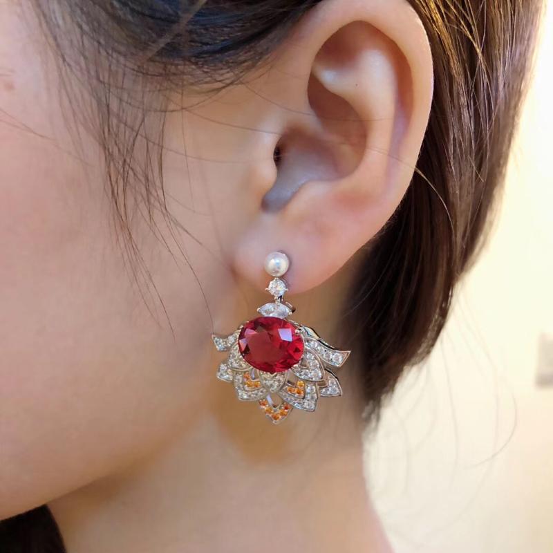 

Fashion Red Pearl Zircon Earrings Girl Women Luxury Skirt Flowers Heart Sweet and Lovely Gem Stone Pseudo Gold Earrings Jewelry