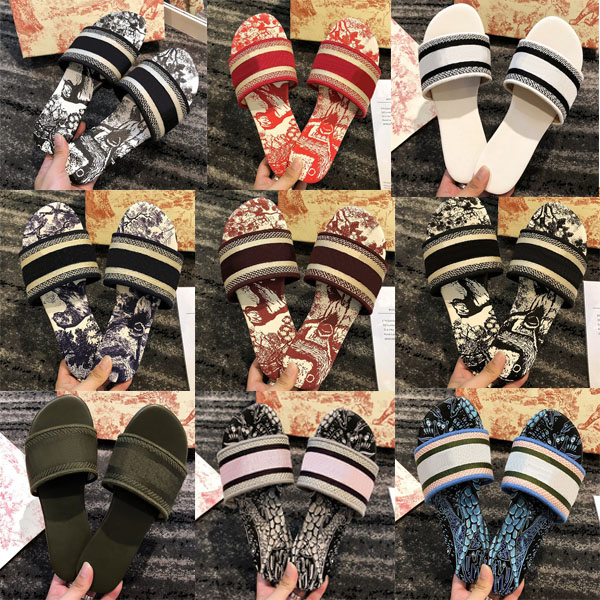 

2021 Women Sandals Slippers Embroidery Sandal Floral Brocade Flip Flops Striped Beach Genuine Leather Dazzle Flowers Slipper with box new, Black