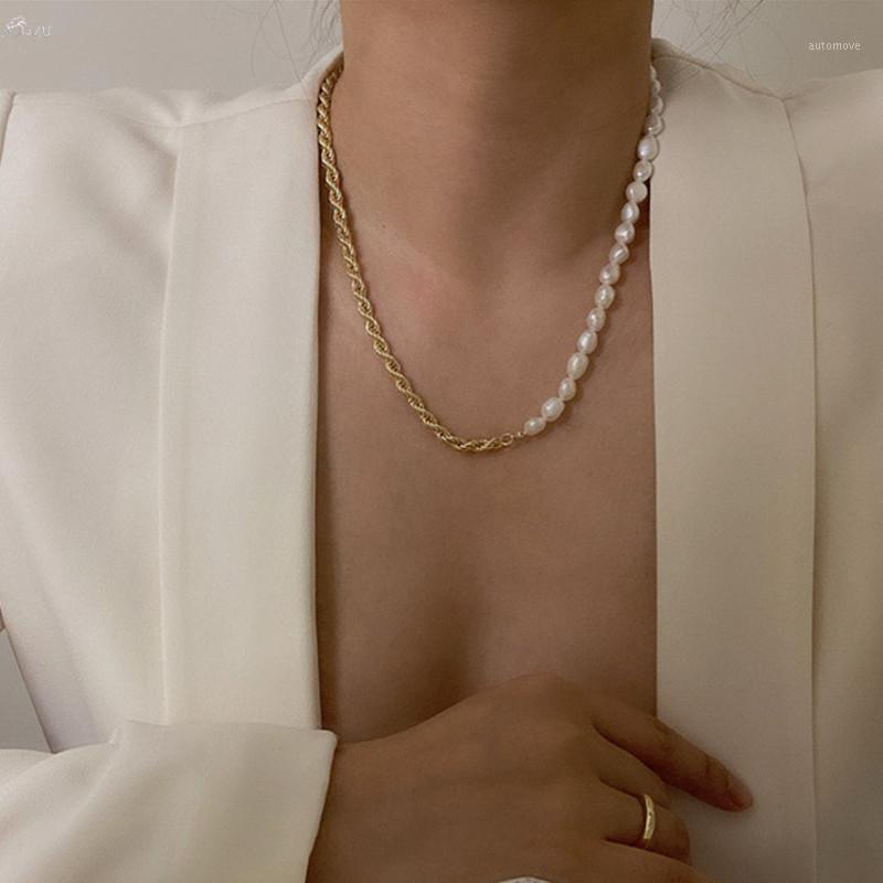 

AOMU Korea 2020 Autumn New Retro Natural Pearl Metal Stitching Necklace for Women Female Party Wedding Jewelry Gifts1
