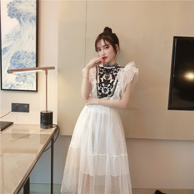 

2021 New Female 2nd Garment Fairy Ensemble Two Sets Embroidered Shirts High Waist Midi Skirt Vintage Summer Clothes KQ51, Black