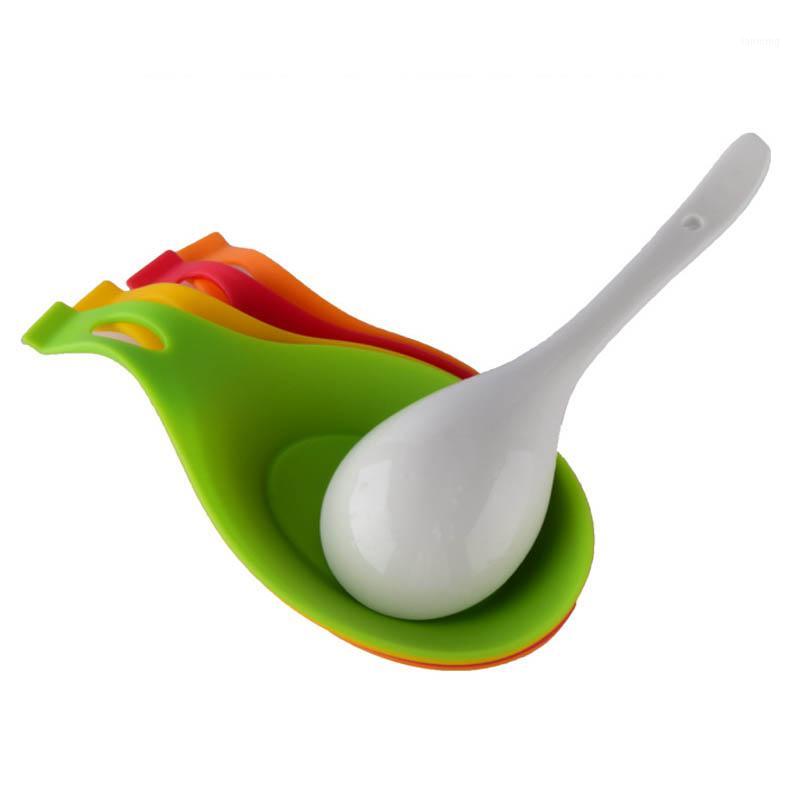 

Heat Resistant Spoon Insulation Mat Non-toxic Placemat Silicone Dish Holder Grade Tray Spoon Pad1