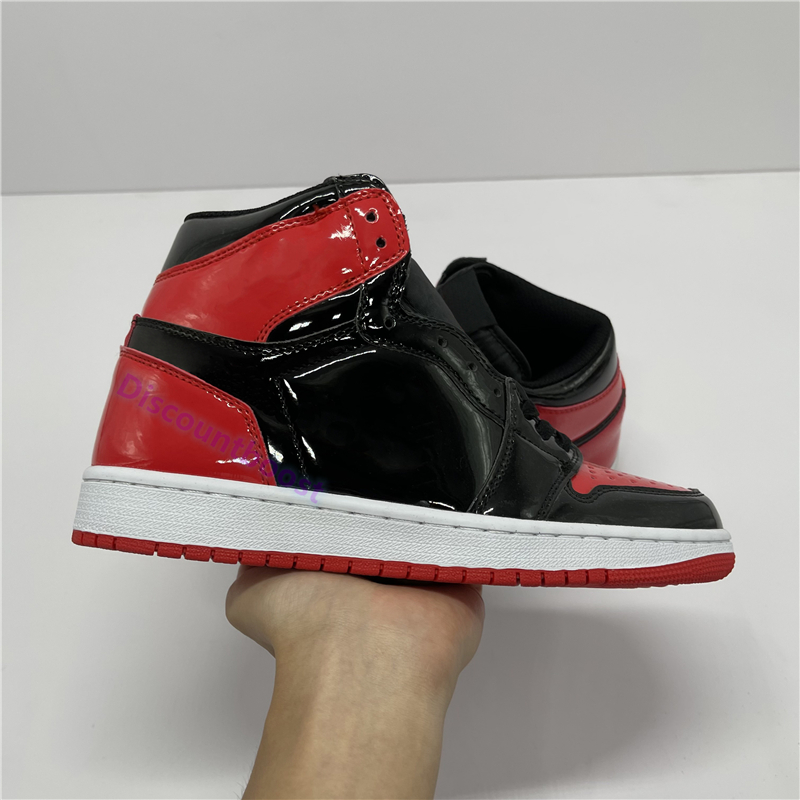 

High OG 1 1s Basketball Shoes Patent Bred Hand Crafted Men Women Sneakers Electro Orange Gore Tex Light Bone Seafoam Pollen Hype, Bubble wrap packaging