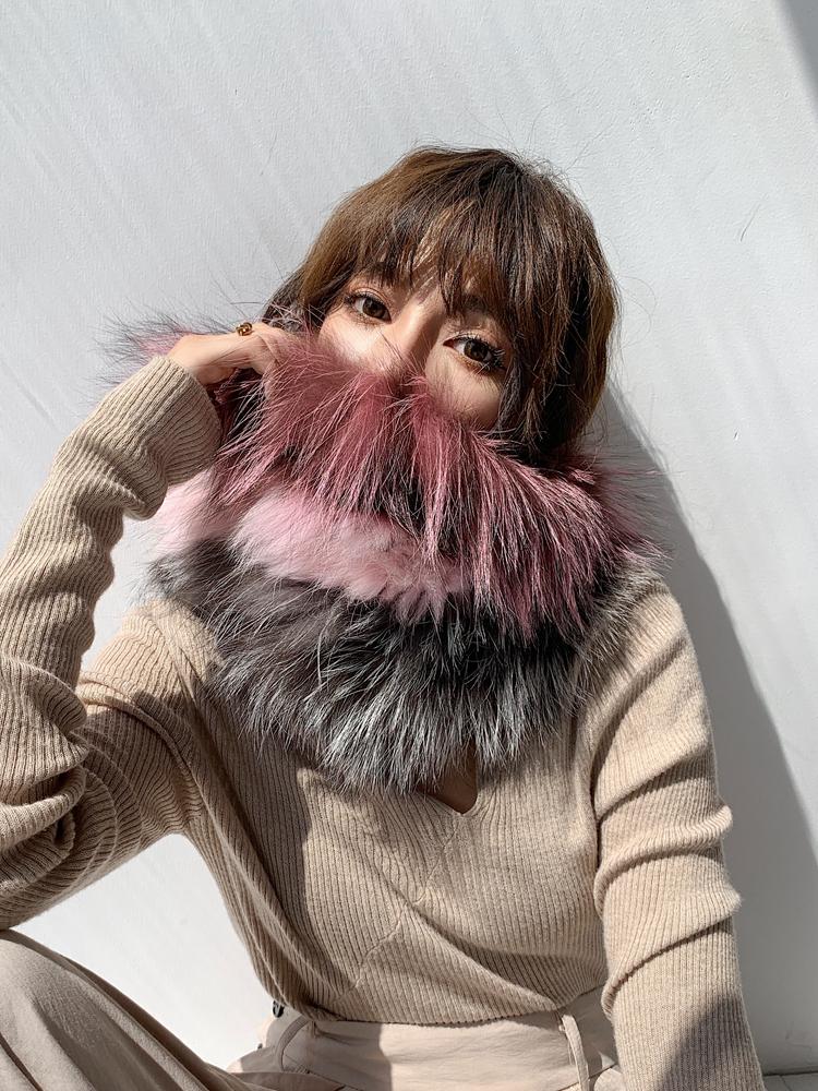 

Silver matching fur scarf fur collar winter new style temperament and elegat scarf warm and fashionable Size: 70*22cm