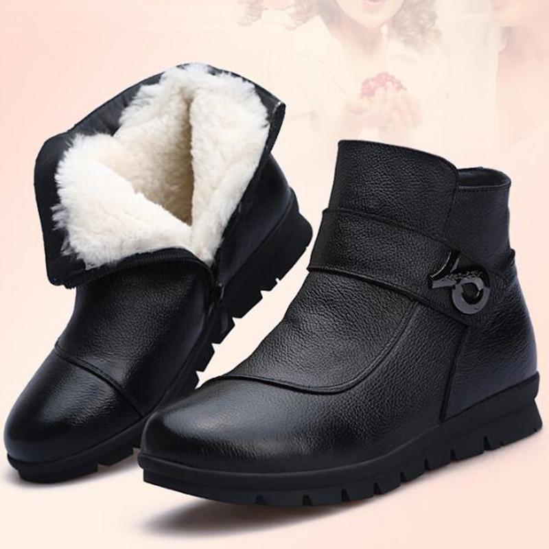

ZXRYXGS Brand Boots Winter Warm Wool Shoes Woman Snow Boots 2020 Newest Soft Comfort Cowhide Leather Shoes Casual Women, Black