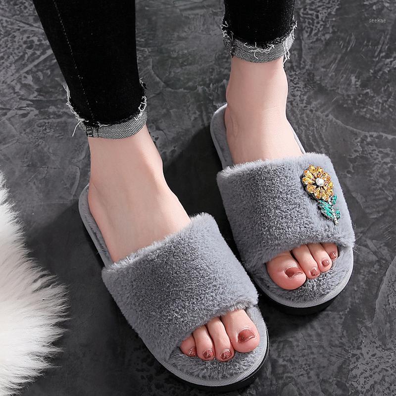 

Crystal Flower Fur Slides Women Slippers Winter Fluffy Sandals House Slippers Female Shoes Home Slides Indoor Casual1, Black