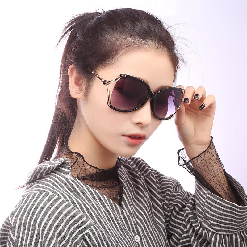 

Sunglasses ERILLES 2021 Fashion Women UV400 Lens Glasses Lady Brand Designer Classic Vintage Driving Sun For Female