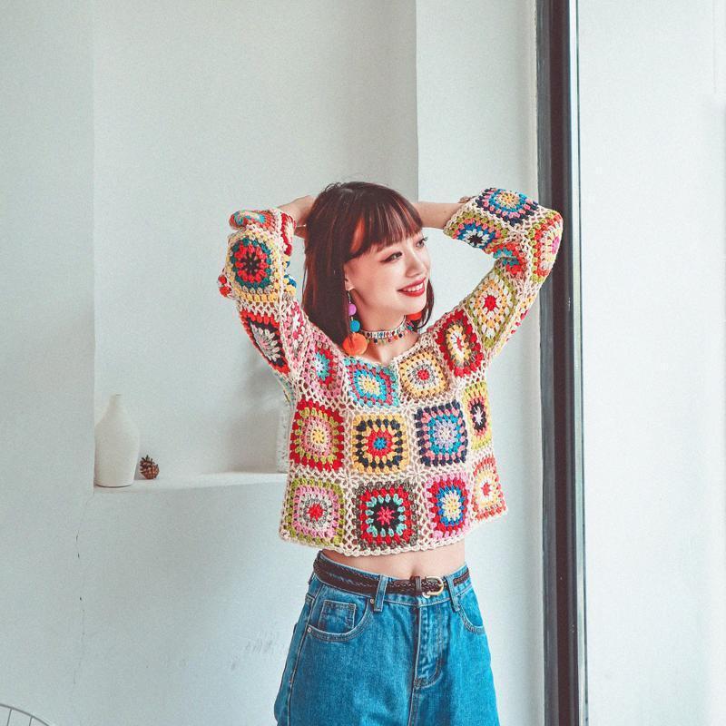 

Make original pure manual, big square hook flower rainbow long-sleeved sweater hollow out top three color1, Black