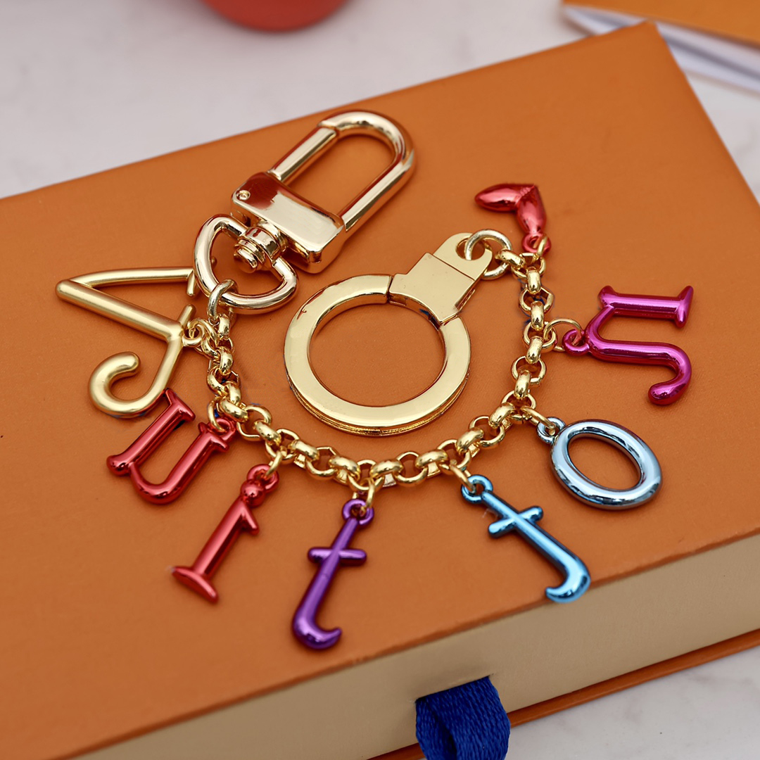 

Stylish Colorful Luxury Designer Keychain Letter Pendant Gold Key Buckle Detachable Keychains For Mens Womens Keys Ornaments Wholesale, Silver