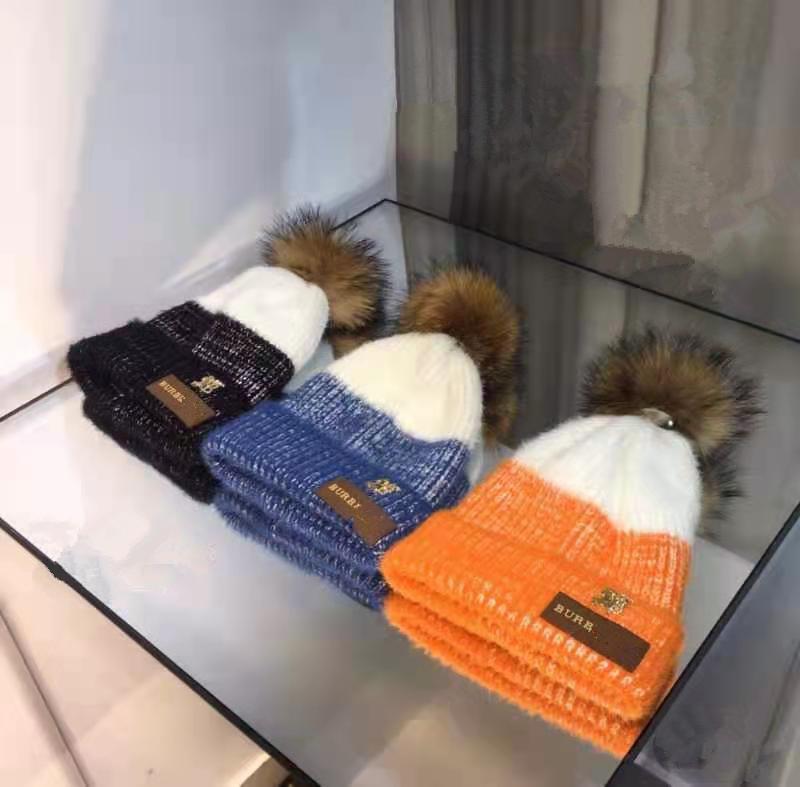 

Men's and women's hats in spring and summer of 2020 A38