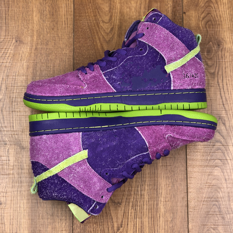 

New Dunk Dunky SB High Pro Reverse Skunk 420 Skateboard Mens and Womens Athletic Sports Sneakers Trainers