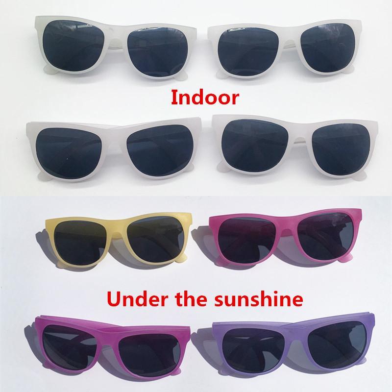 

40pairs/lot Custom Novelty Unisex Magic Discolor In the Sun Party Sunglasses Wedding Souvenirs Summer Party Gifts Photo Props1