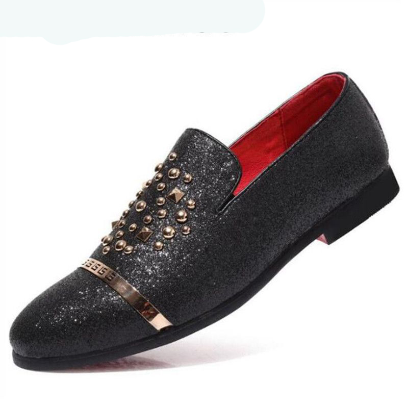 

2020 Luxury Men Rivets Shoes Fashion Bling Red Bottom Loafers Handmade Party Wedding Shoes men's Dress Driving Shoes, Black