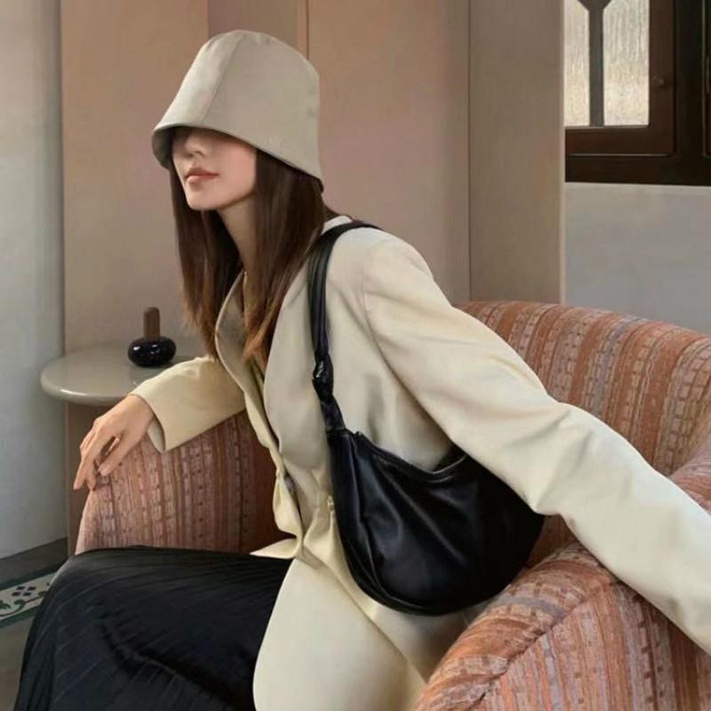 

New Style In Autumn and Winter Fashion Classic Trendy Brand Luxry Design Versatile Lampshade Fisherman's Hat Potted Cap, Blue;gray