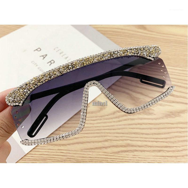 

2020 Rhinestone Sunglasses Women Black Punk Square Round Sun Glasses Party Hip Hop Fashion Style Oversized Men's Sunglasses NX1