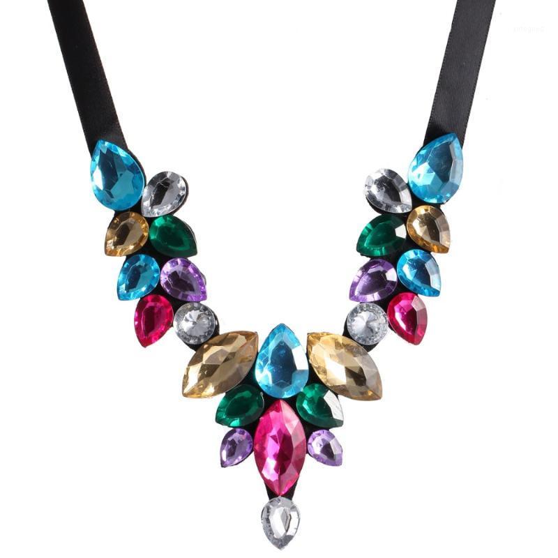 

Chokers 5 Style Rhinestone Choker Necklace Ribbon Chain Colar Statement Luxury Lake Blue Stone Pendant Women Collier Femme1