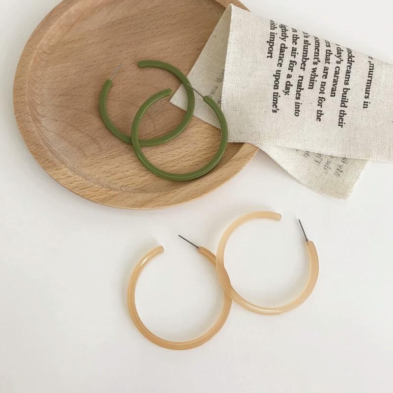 

Female angry quality earrings1