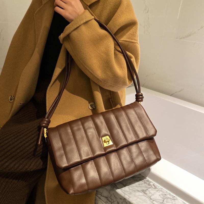 

European American Casual PU Leather Fashion Ladies Shoulder Bag 2021 Simple Commuter Lock Trendy Bag Shopper Lady Crossbody, Black