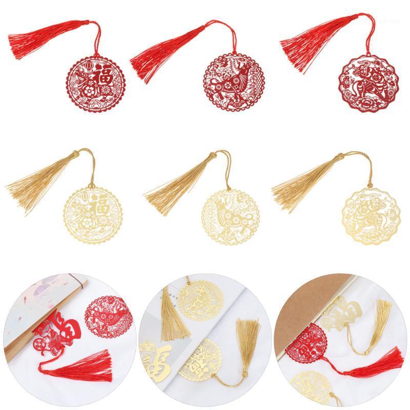 

1PC Cartoon Tassel Book Mark Chinese Style Paper Cut Metal Bookmark Book Clip OX Bookmarks Stationery Office School Supplies1
