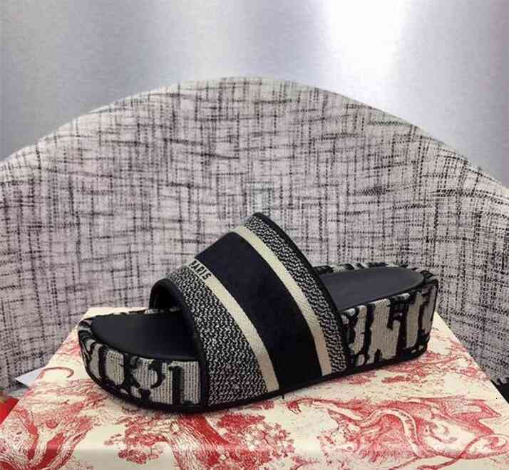 

Luxury Brand Sandal Designer Dway Slides Embroidered Cotton Women Platform Fashion Dress Shoes Summer Beach Slipper With Box Size 35-40, Color 1