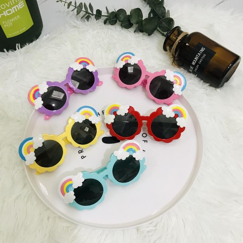 

The new silica gel polarization rainbow clouds cute cartoon children glasses sunglasses sunglasses 22023 baby decoration