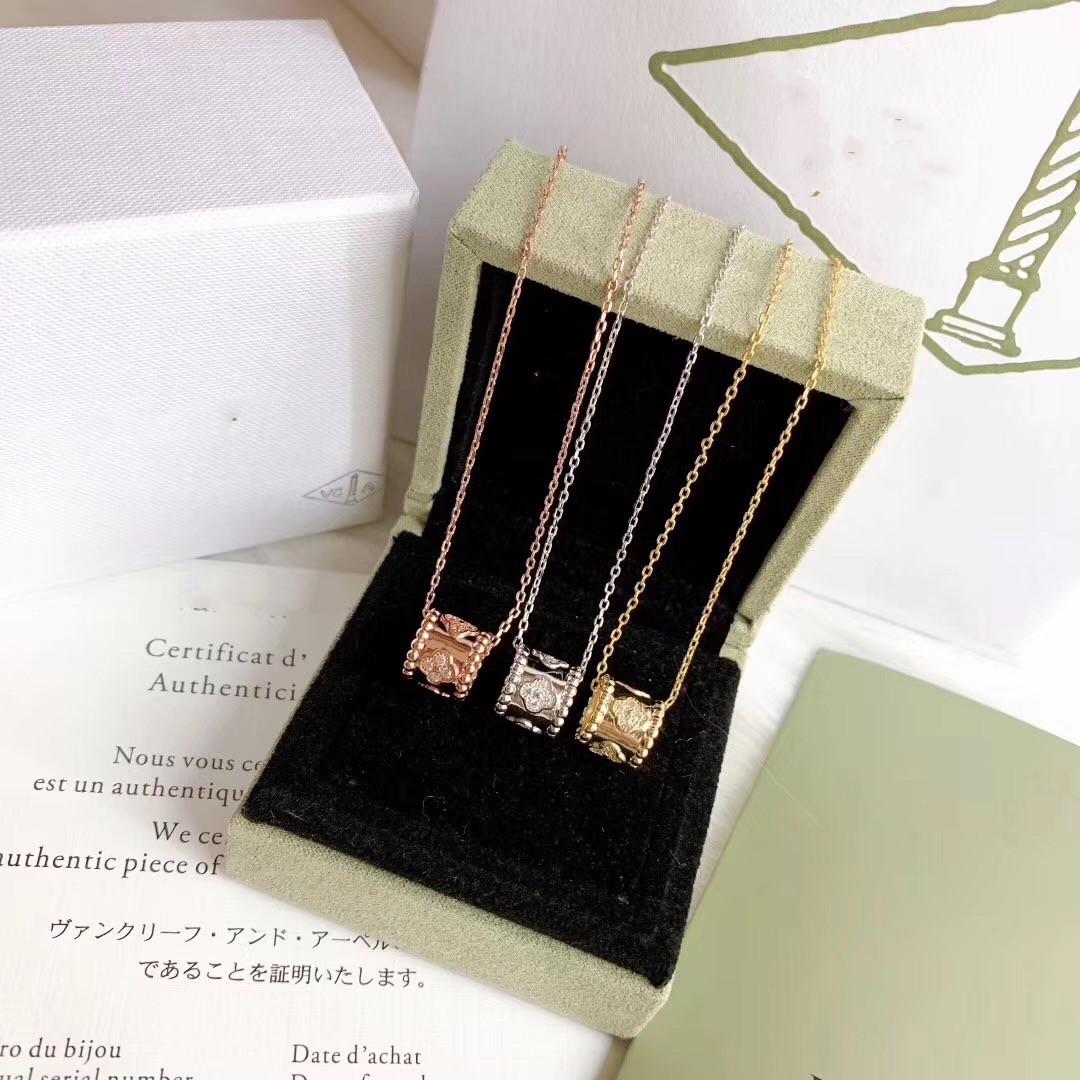 

Vintage Perlee tenperament S925 Sterling Silver Crystal Four Leaf Clover Round Cylinder Pendant Necklace For Women Jewelry