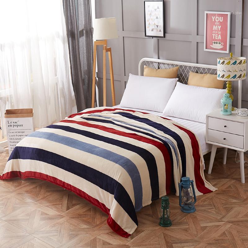 

51 Bedding bedspread blanket  High Density Super Soft Flannel Blanket to on for the sofa/Bed/Car Portable Plaids1