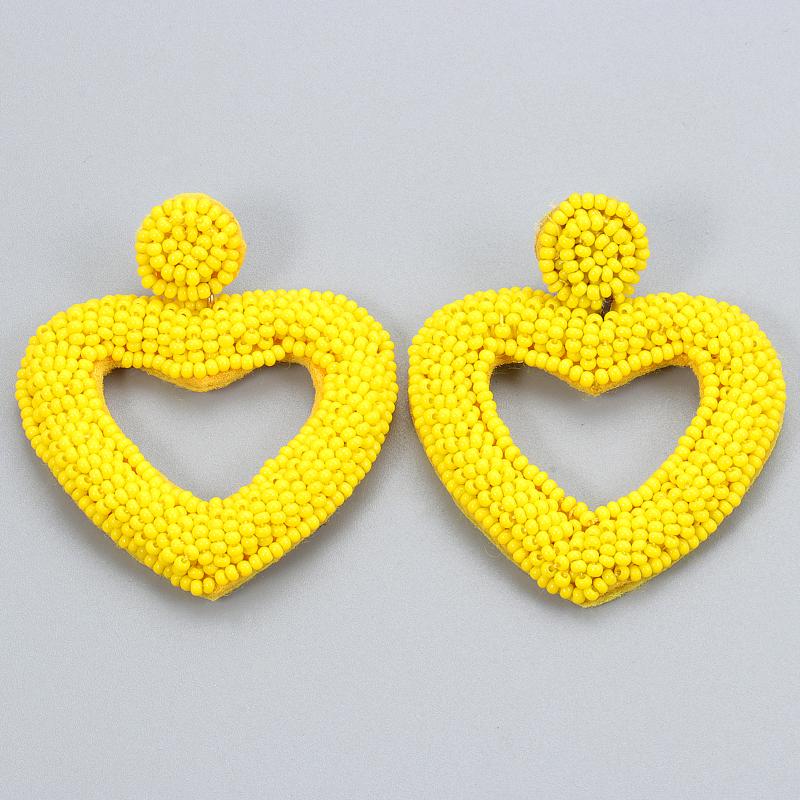 

Wholesale Ethnic Resin Beaded Earrings Handmade Heart Shaped Drop Earrings For Women Statement Big Jewelry Brincos 2021