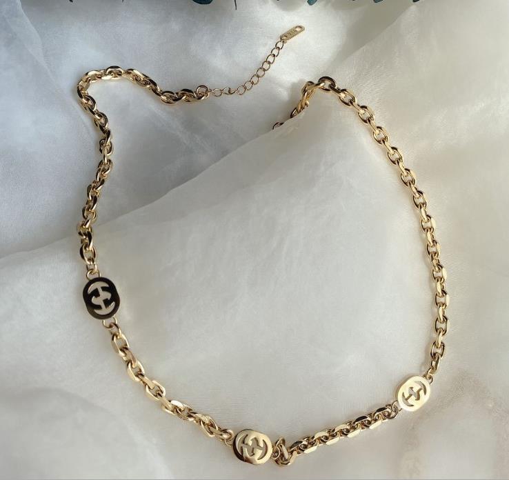 

Autumn 2020 new Korean version simple gold necklace fashion style, versatile accessories, Golden;silver