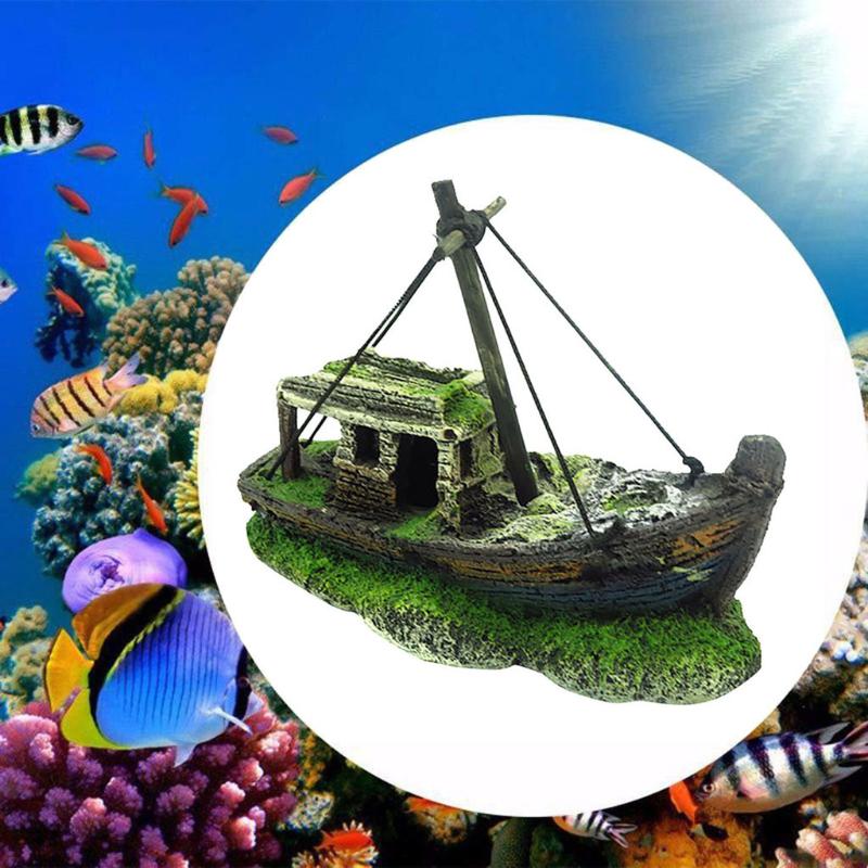 

Small Landscaped Aquarium Pirate Fish Tank Boat Artificial Ornaments Viewfinder Glass House Resin Wreck Pirate Ship Home Decor