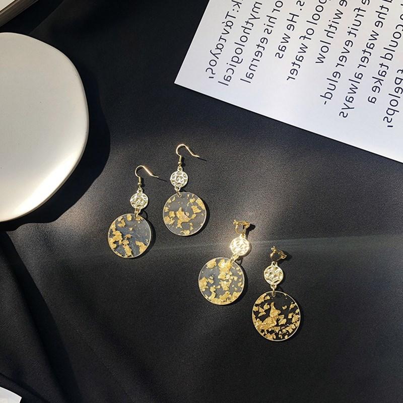 

Acrylic Metal Earrings 2021 New Gold Pattern Earrings Girl Female Korean Temperament Long