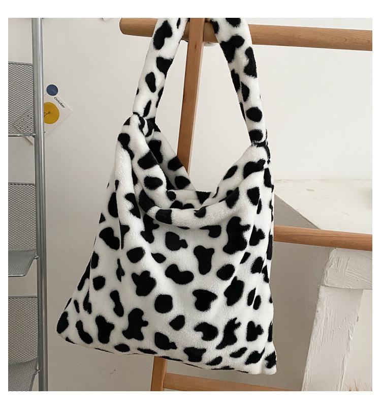 

New Milk Cow Plush Shopping Armpit Bag 2021 Winter Women Large Capacity Fluffy Message Shoulder Bag Lady Crossbodyy, As picture